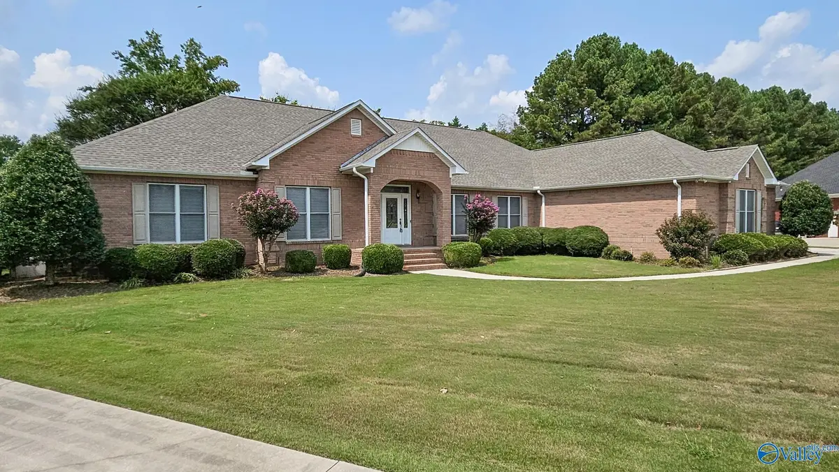 1684 Autumn Chase, Athens, AL 35613 - #1