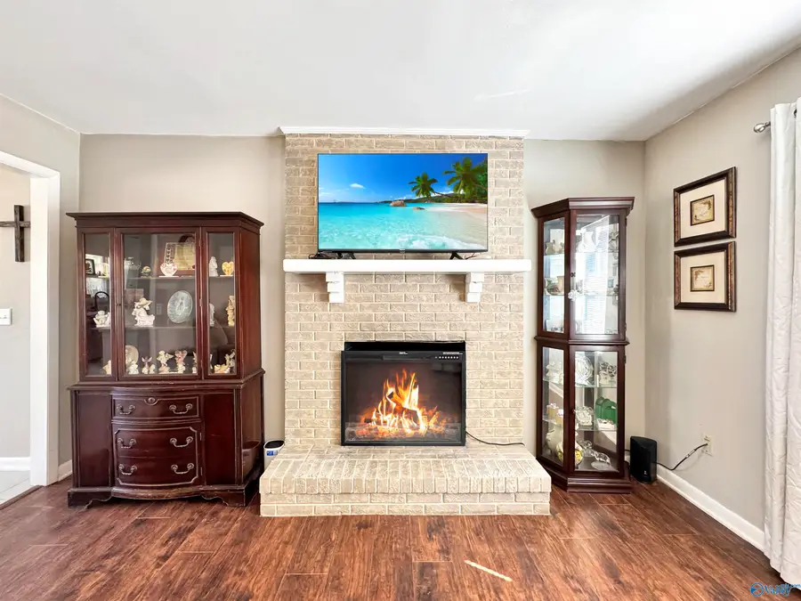 110 Tres Drive, Huntsville, AL 35811 - #3