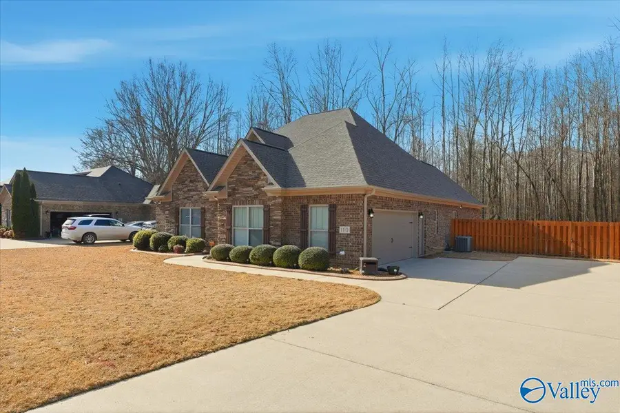 110 Khaki Ridge Drive, Hazel Green, AL 35750 - #2