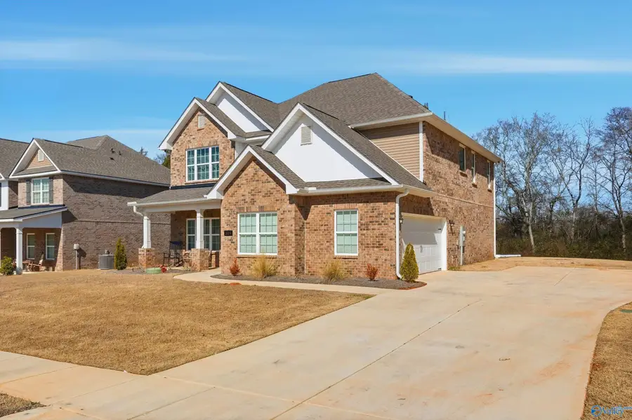 315 Creek Grove Avenue, New Market, AL 35761 - #3