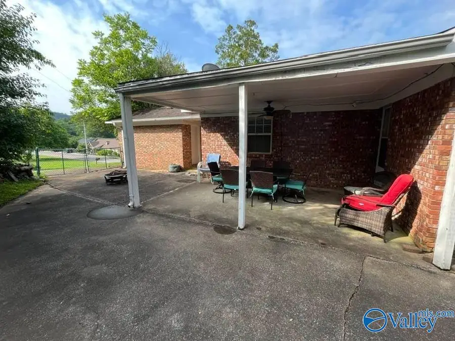 3500 Colonial Drive, Guntersville, AL 35976 - #3