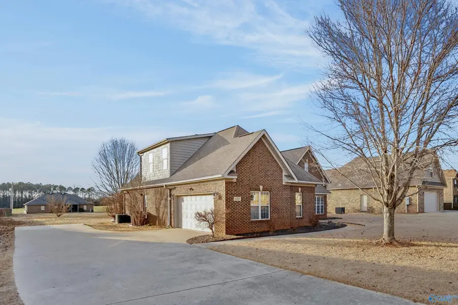 120 Meadow Ridge Drive, Hazel Green, AL 35750 - #2