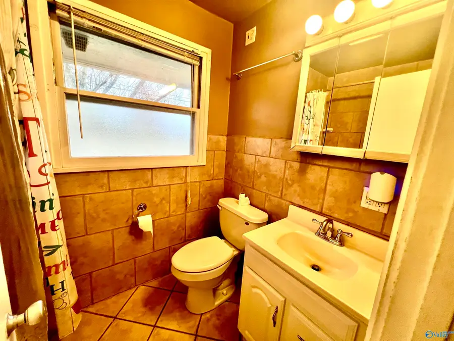 405 Ewing Street, Huntsville, AL 35805 - #3