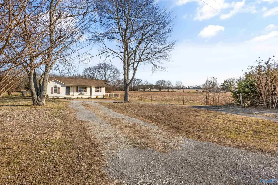 27595 South Road, Athens, AL 35613 - #3