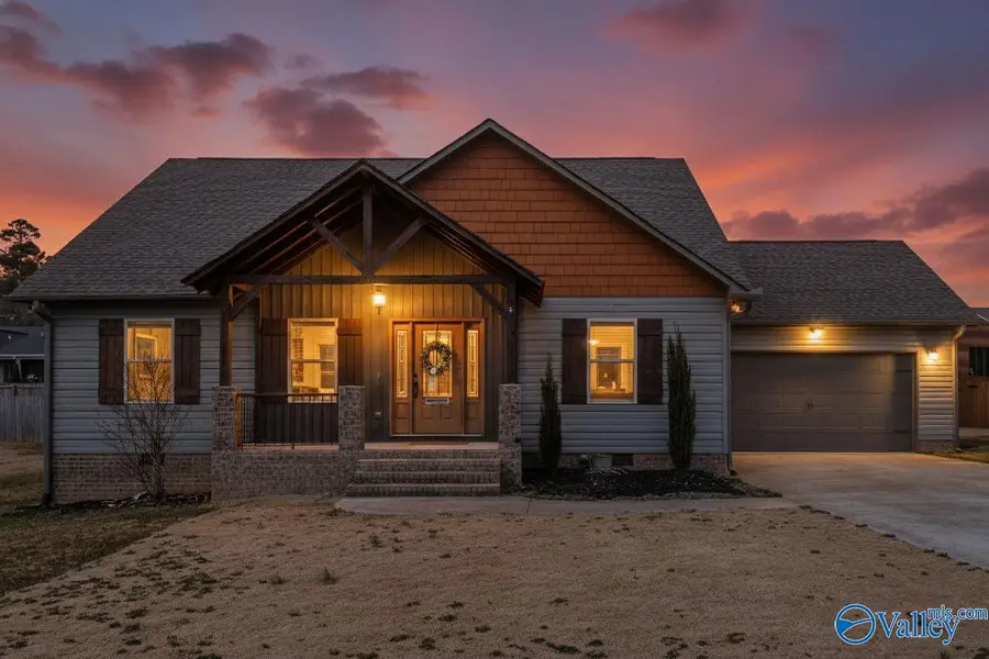 230 Berkshire Lane, Albertville, AL 35950 - #3