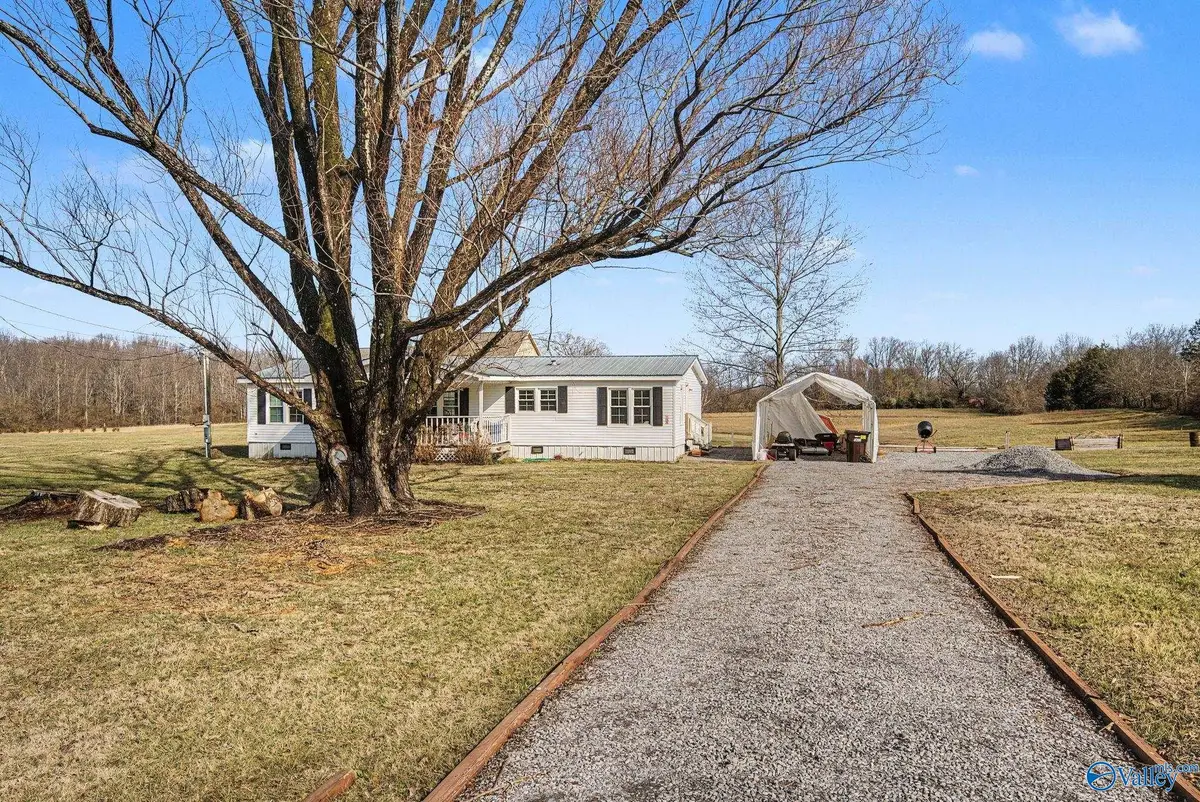 108 Gross Lane, Woodville, AL 35776 - #1