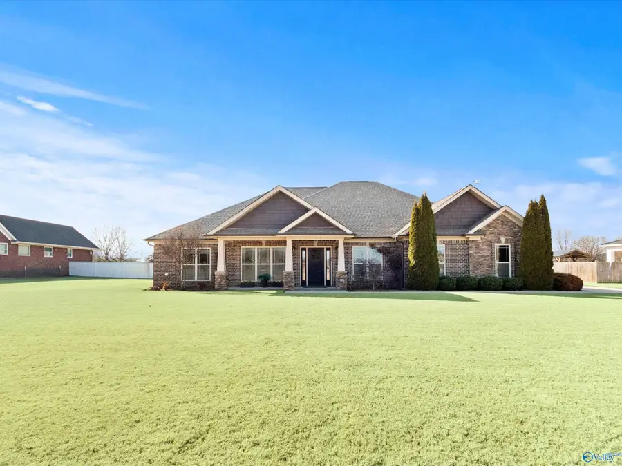 106 Grace Brook Circle, Meridianville, AL 35759 - #3
