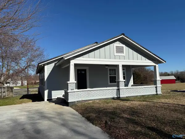 300 Albert Street, Albertville, AL 35950