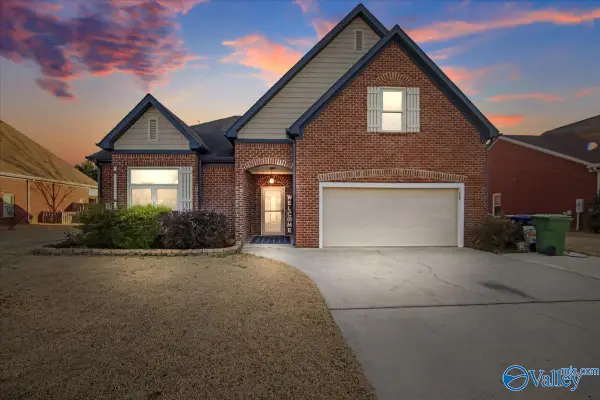 6731 Mceachern Lane Se, Owens Cross Roads, AL 35763