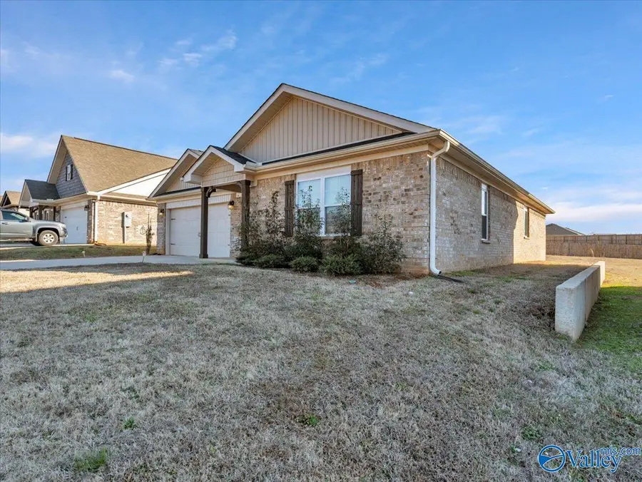 1674 Opp Reynolds Road, Toney, AL 35773 - #2