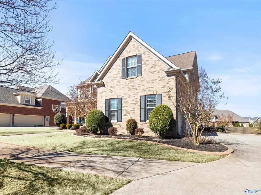 9 America Holly Circle Sw, Huntsville, AL 35824 - #2