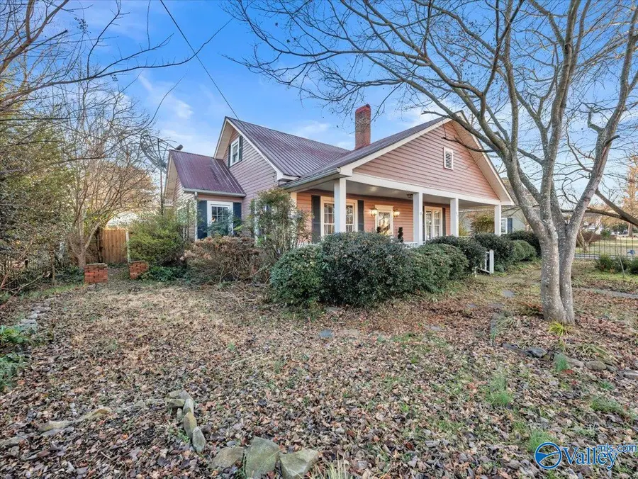 607 S Market Street, Scottsboro, AL 35768 - #3