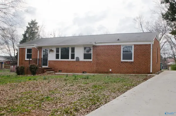 2205 East Arbor Drive Nw, Huntsville, AL 35611