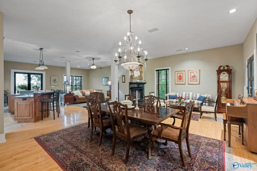 904 Corinth Circle, Huntsville, AL 35801 - #3