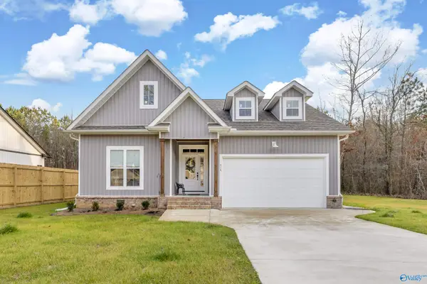 714 Forrest Avenue, Scottsboro, AL 35768