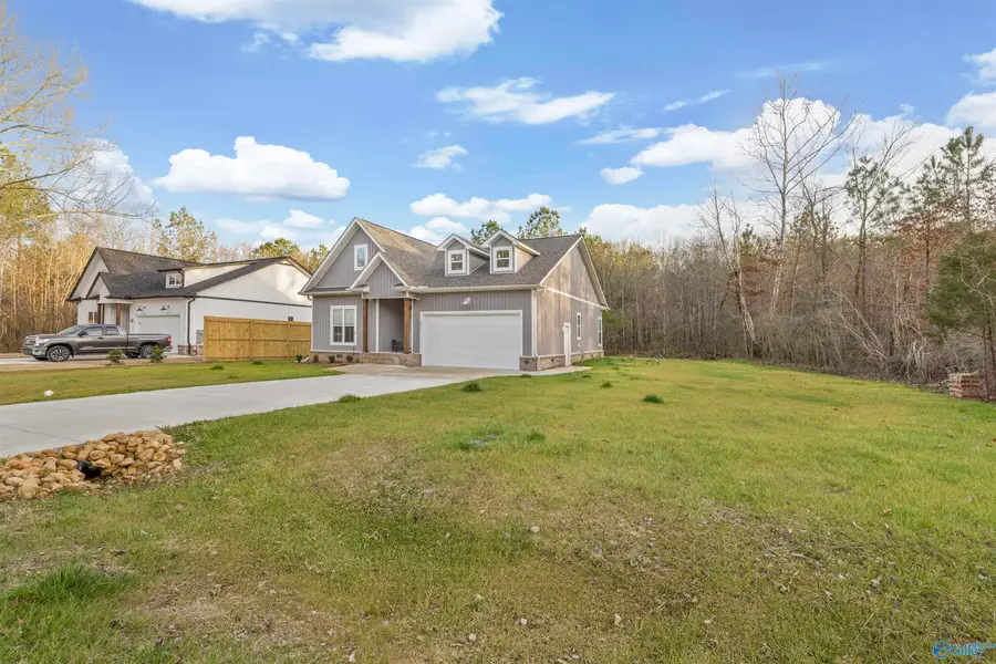 714 Forrest Avenue, Scottsboro, AL 35768 - #3