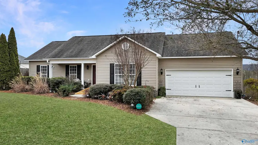 1155 Lower Dry Creek Road, Laceys Spring, AL 35754 - #2