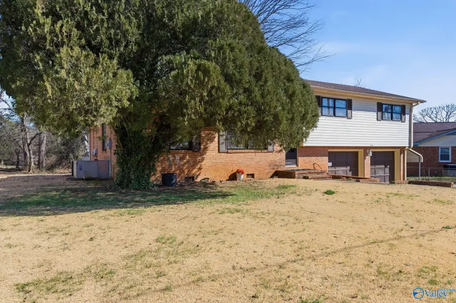 3116 Forsythe Drive Nw, Huntsville, AL 35810 - #3