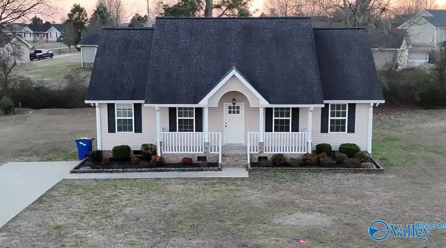 114 Keef Avenue, Rainsville, AL 35986 - #2