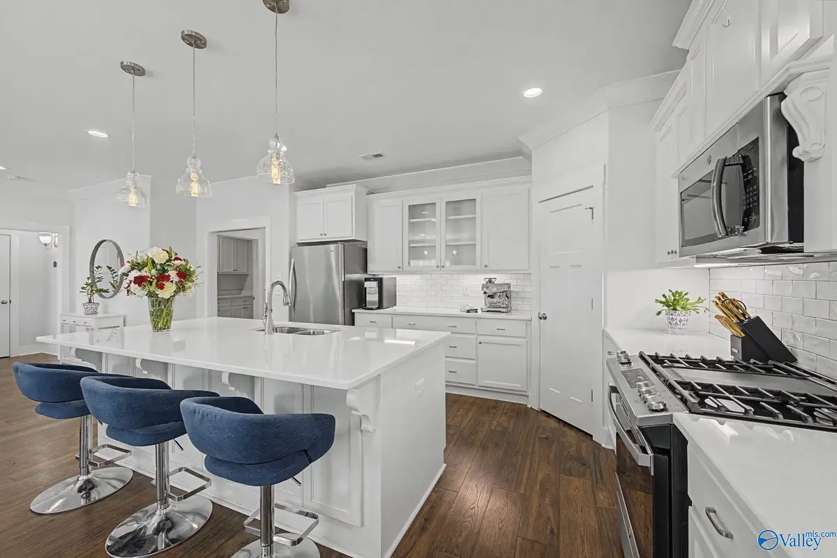 7052 Meadow Way Lane, Owens Cross Roads, AL 35763 - #1