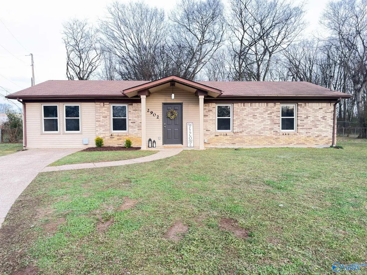 2902 Alhambra Circle, Huntsville, AL 35805 - #1
