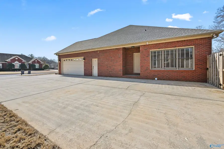 125 Hidden Creek Drive, Huntsville, AL 35806 - #3