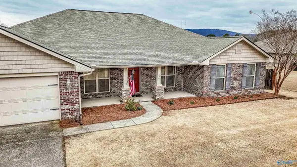 106 Maggie Bell Lane, Huntsville, AL 35811