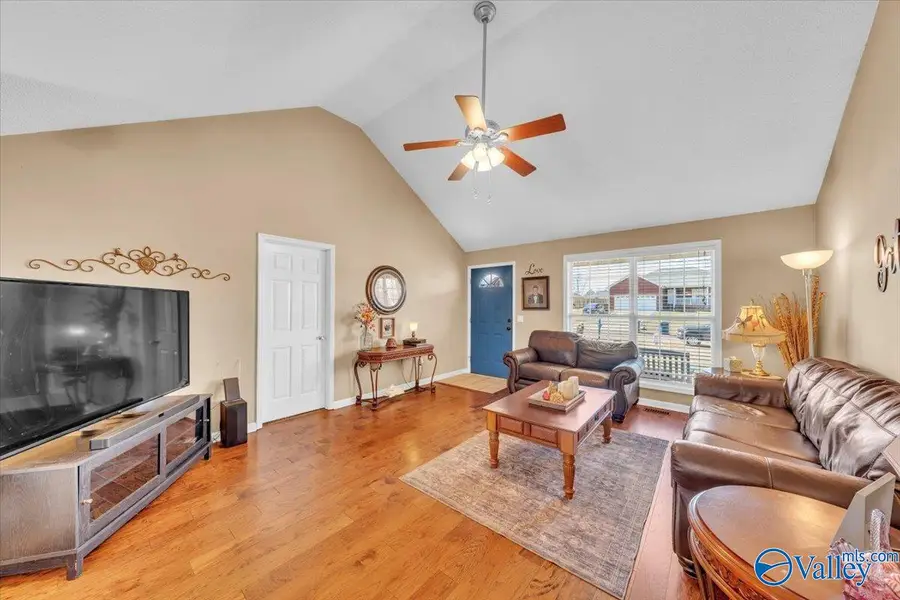 237 Tanner Point Drive, New Market, AL 35761 - #2