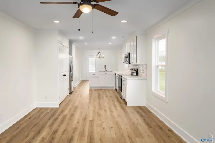 805 SW 14th Street, Sheffield, AL 35660 - #3