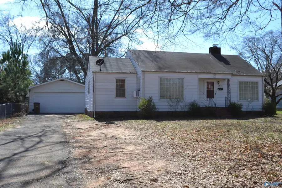 1517 Chestnut Street Se, Decatur, AL 35601 - #2