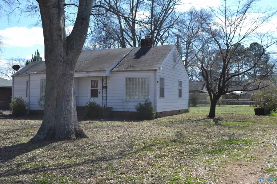 1517 Chestnut Street Se, Decatur, AL 35601 - #3