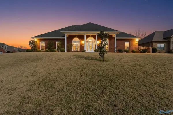 107 Cherry Ridge Drive, New Market, AL 35761