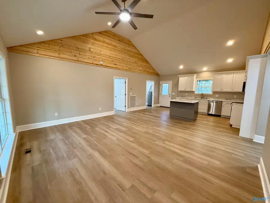 720 County Road 1447, Vinemont, AL 35179 - #2