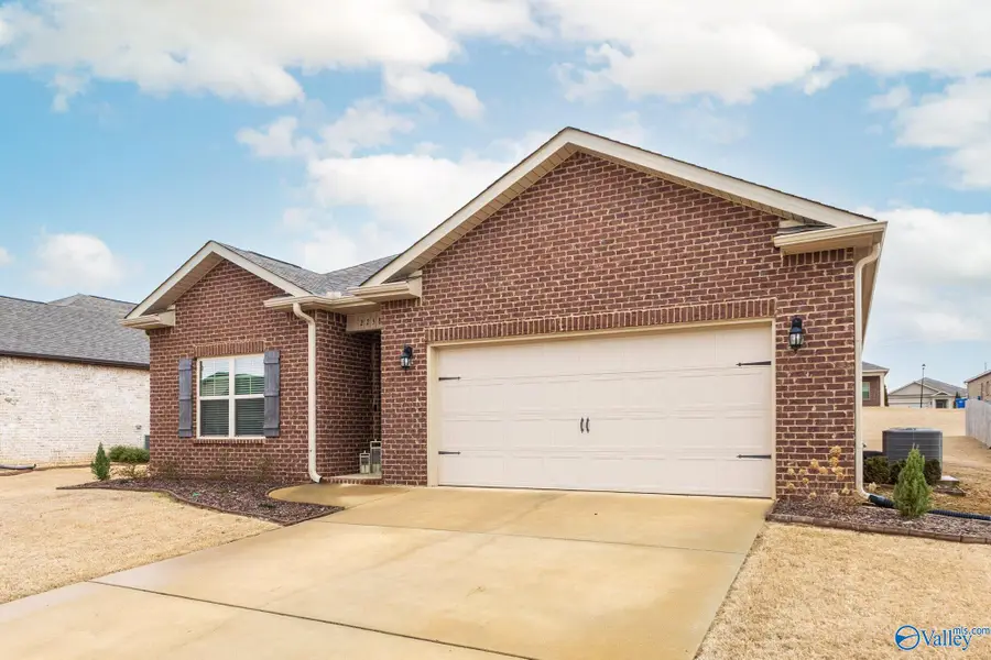 22584 Regent Drive, Athens, AL 35613 - #3