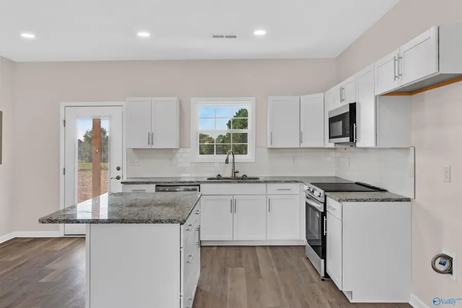 158 Green Road, New Market, AL 35751 - #2