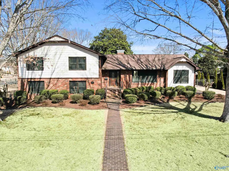 3320 Ohara Road Sw, Huntsville, AL 35801 - #2