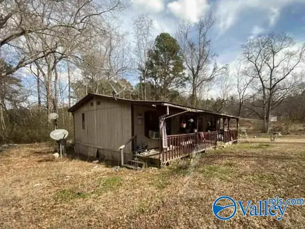 1600 Jacksonville Street, Weaver, AL 36277
