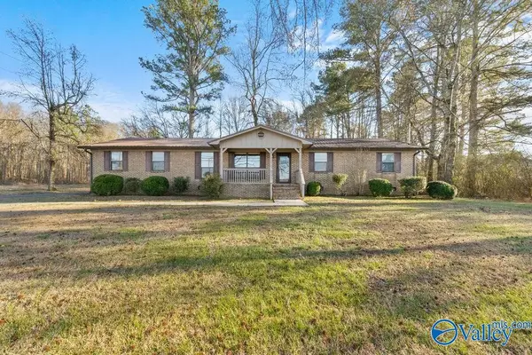 4552 Rainbow Drive, Rainbow City, AL 35906
