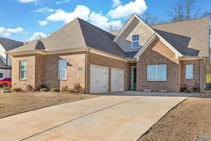 121 Fairways Pass, Meridianville, AL 35759 - #3