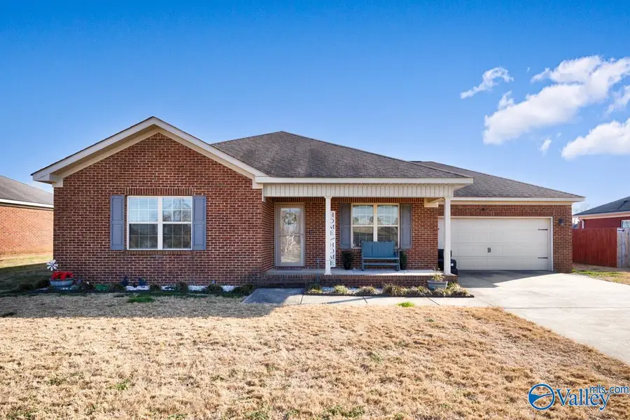 106 Ivy Darlene Drive, New Market, AL 35761 - #2