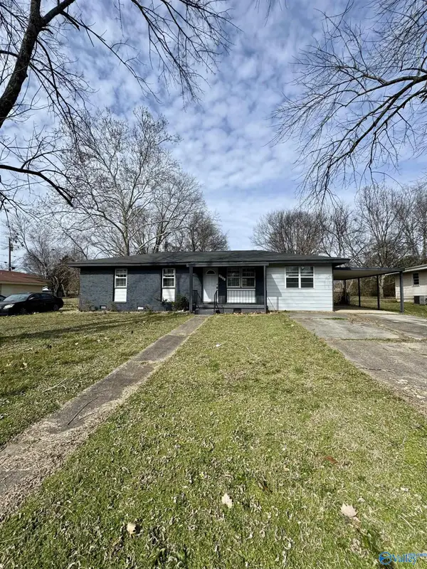 4006 Mcewen Drive Nw, Huntsville, AL 35810