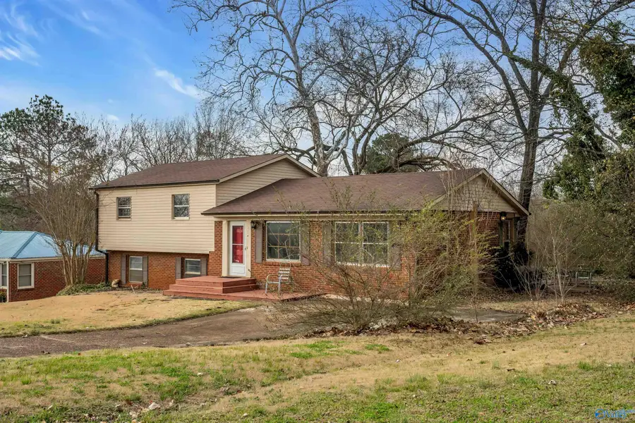 2214 Wharton Road Nw, Huntsville, AL 35810 - #3