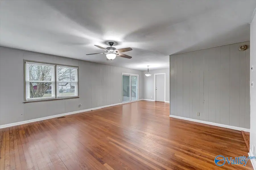 2806 Penland Avenue Nw, Huntsville, AL 35810 - #3