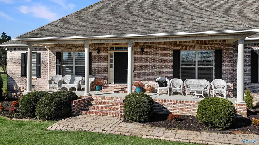 388 Depreast Road, Hartselle, AL 35640 - #2