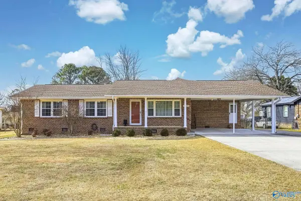 1103 9th Street Nw, Arab, AL 35016