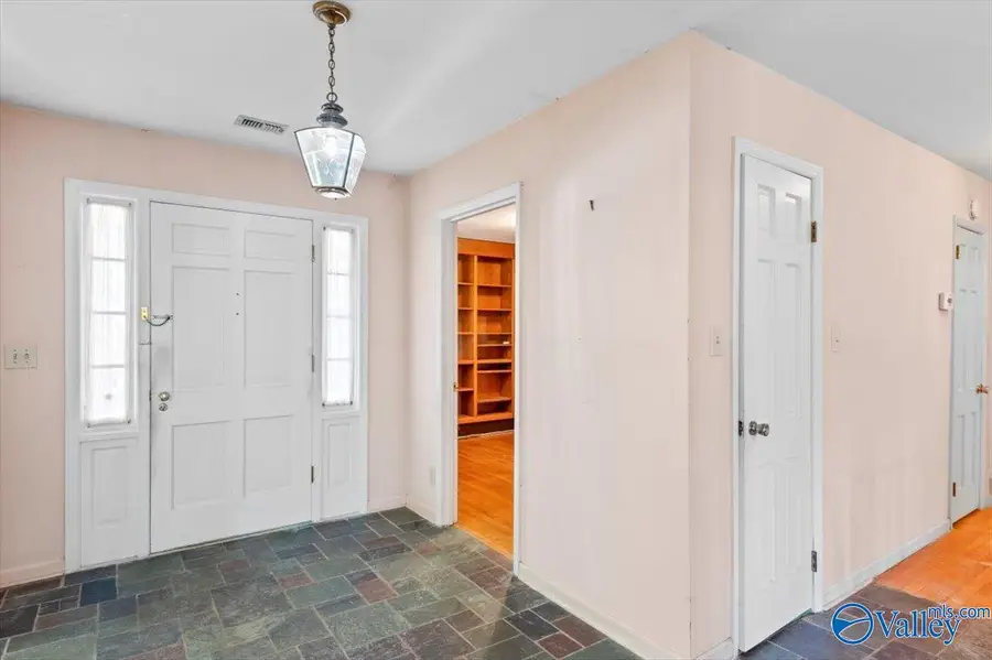 8511 Valley View Drive, Huntsville, AL 35802 - #2