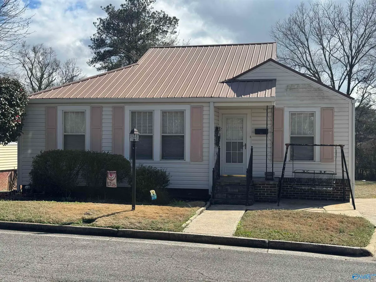 613 Sizemore Street, Gadsden, AL 35903 - #1