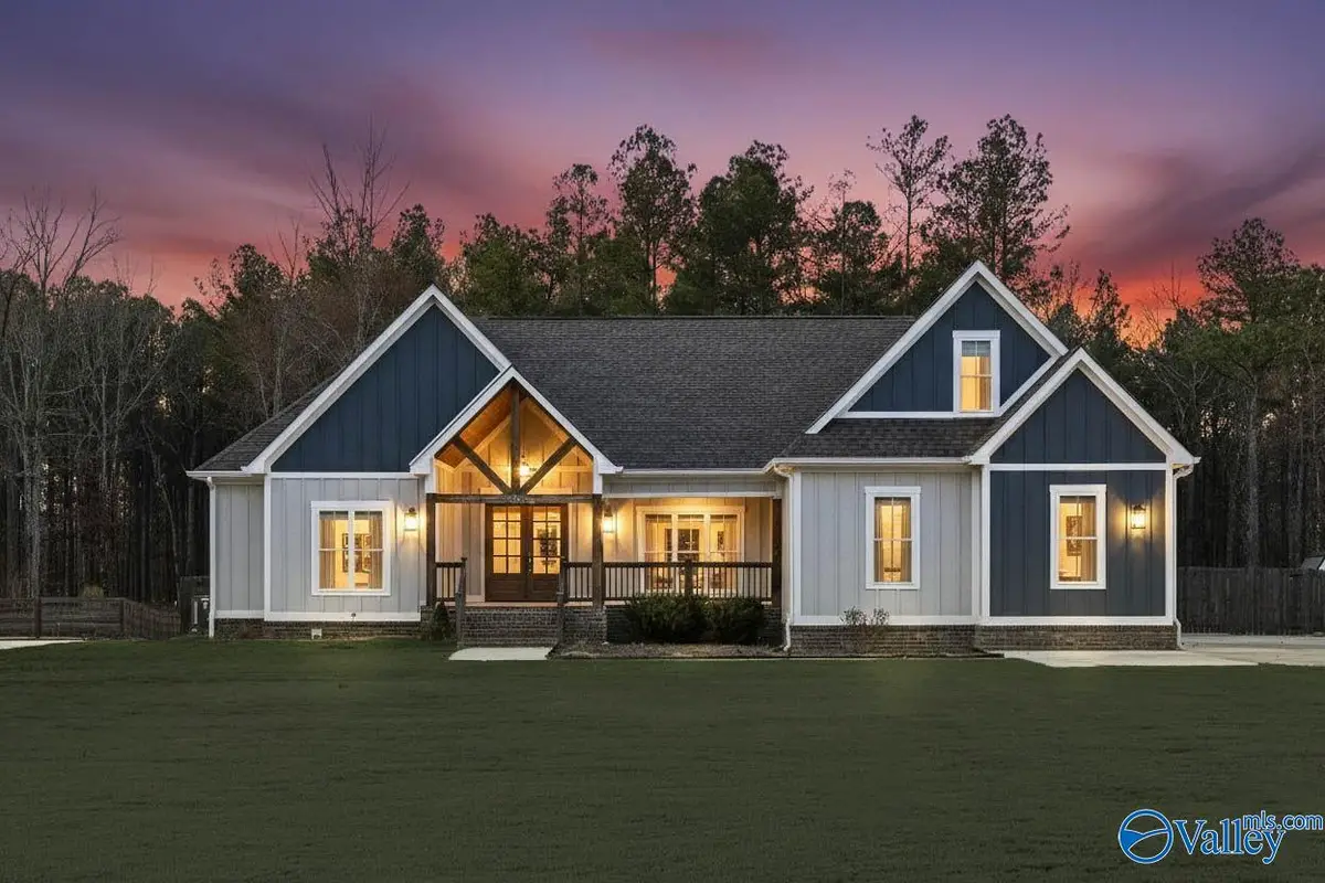 3586 Creek Path Road, Guntersville, AL 35976 - #1