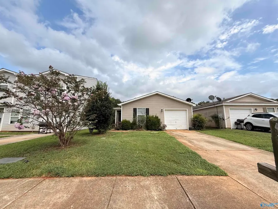 137 Jesse Layne Drive, Harvest, AL 35749 - #3