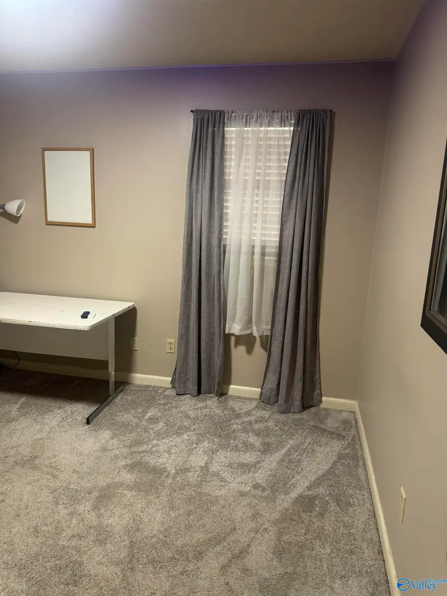 1218 Castleman Avenue, Decatur, AL 35601 - #3